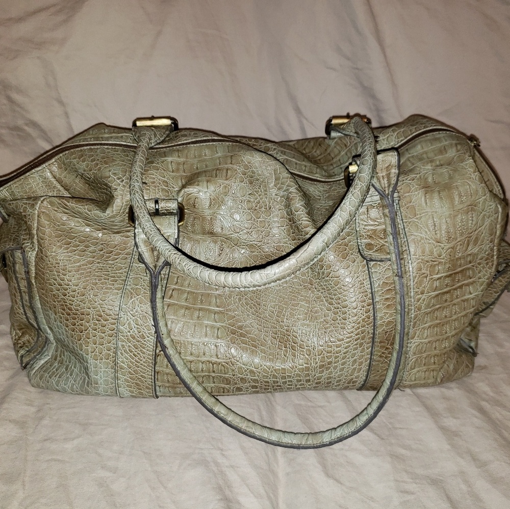 Bueno travel bag